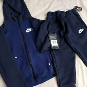 Navy Blue 2pc Nike Tech jogging suit